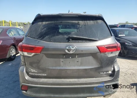 2018 Toyota Highlander Se from USA, damaged, VIN 5TDJZRFH1JS524283